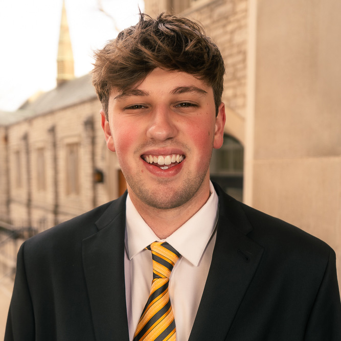 Headshot of Ezra Quick