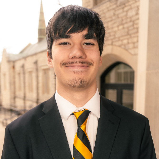 Headhsot of Nicolas Tapia