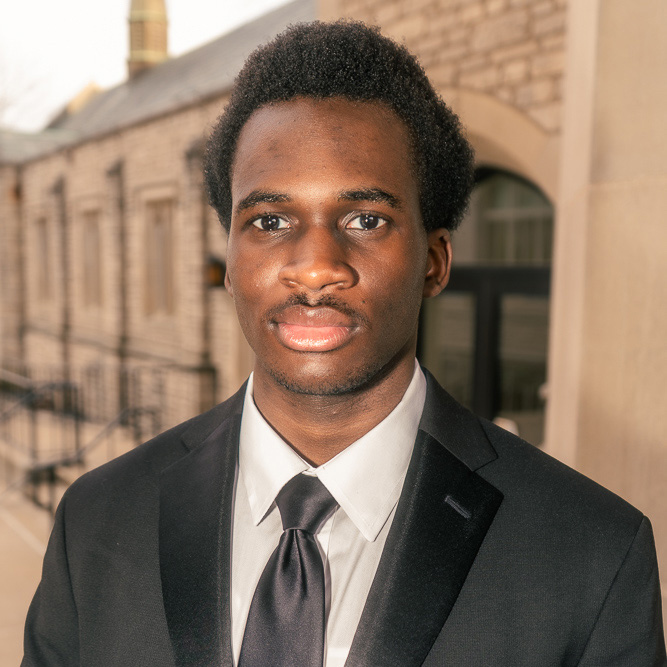 Headshot of Osagie Eke