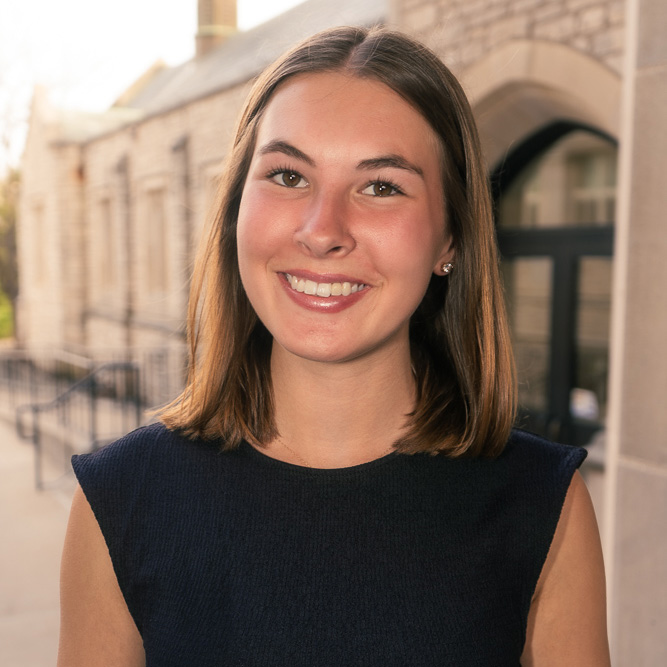 Headshot of Zorina Novy